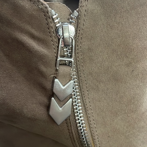 BCBG Paris Suede Taupe Wedge Bootie Size 9.5B - Picture 10 of 12